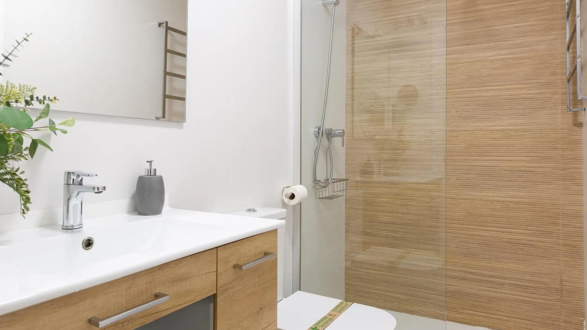 La Goleta: Nice Apartment In The Central District Malaga